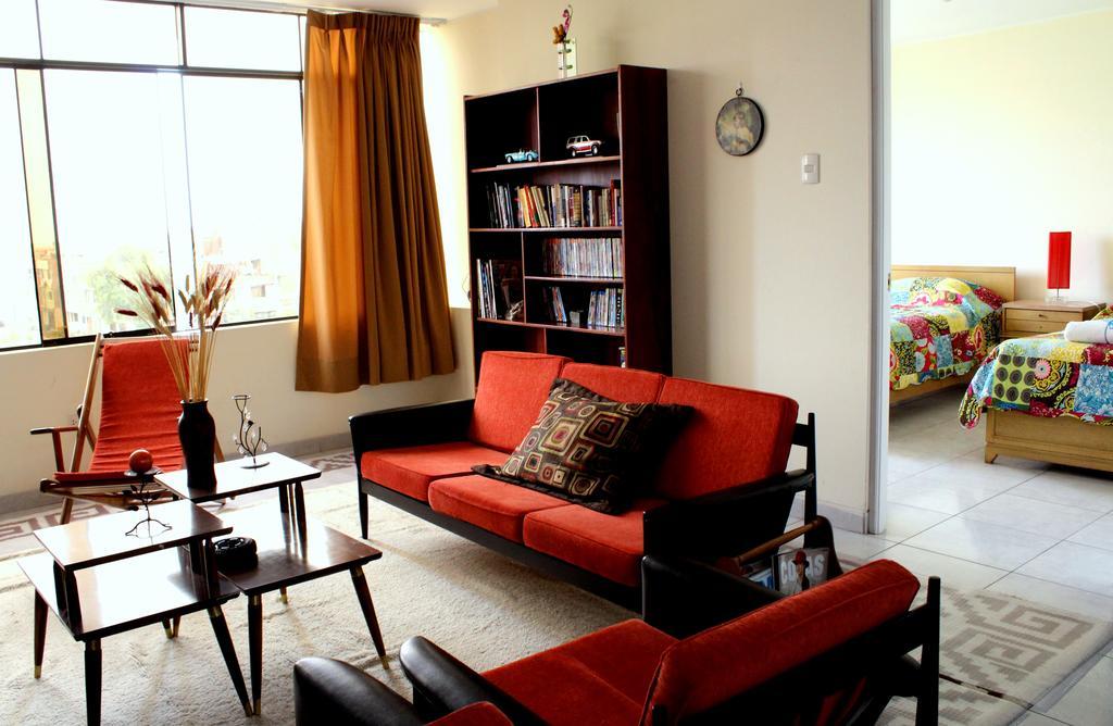 Taytaypa Rooms & Apartments Lima Airport ภายนอก รูปภาพ