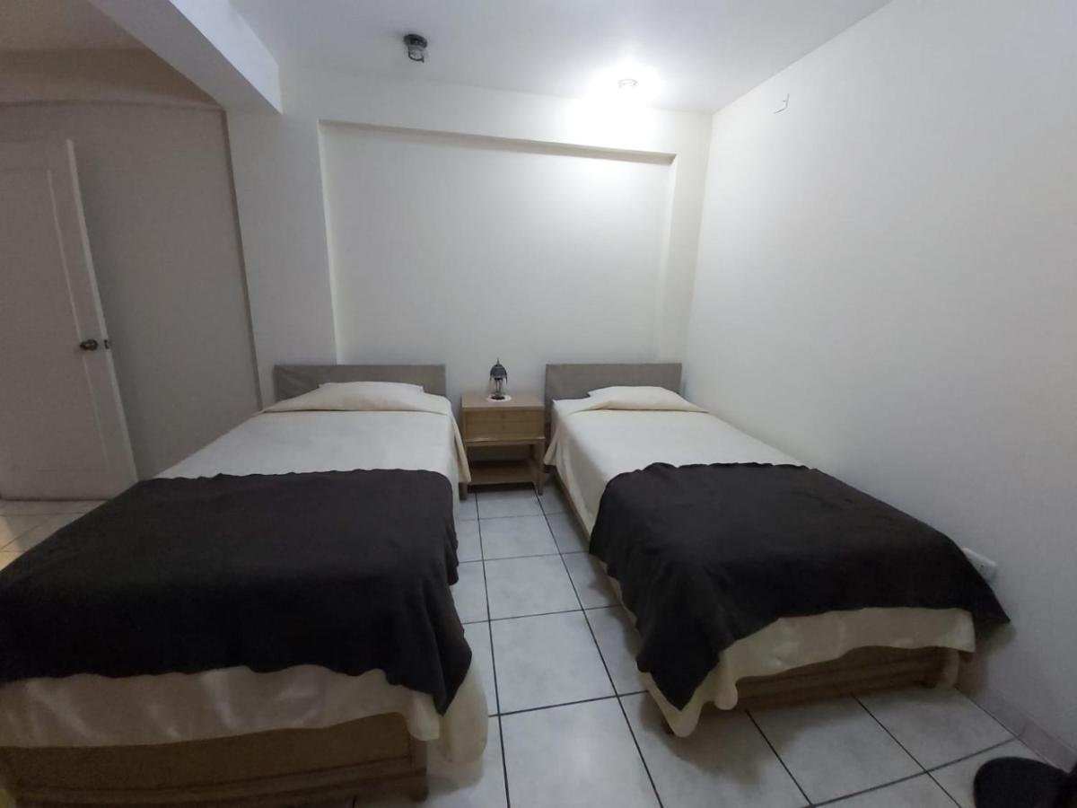 Taytaypa Rooms & Apartments Lima Airport ภายนอก รูปภาพ
