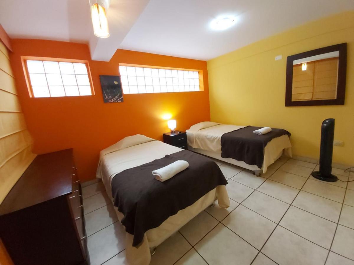 Taytaypa Rooms & Apartments Lima Airport ภายนอก รูปภาพ